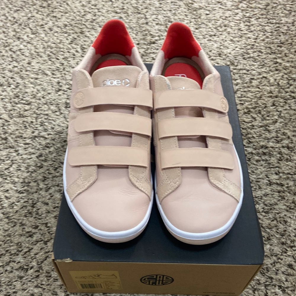 Plae Larkin velcro sneakers